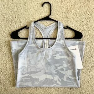 Lululemon top